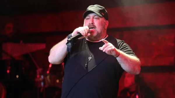 Γιώργος Αλκαίος: «Δεν υπάρχει λόγος να το φτιάξουμε το μεταξύ μας...» - Τι αποκάλυψε για την σχέση με τον πατέρα του