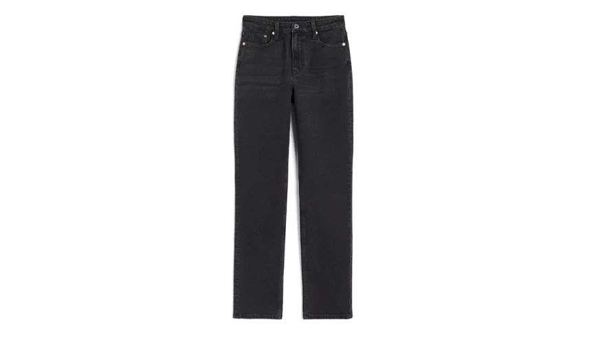 σκούρο ίσιο τζιν