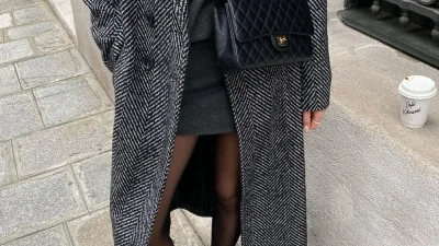 Ναι, τα λευκά καλτσάκια φοριούνται τον χειμώνα πάνω από το μαύρο καλσόν - Δύο τάσεις ενώνονται σε μία