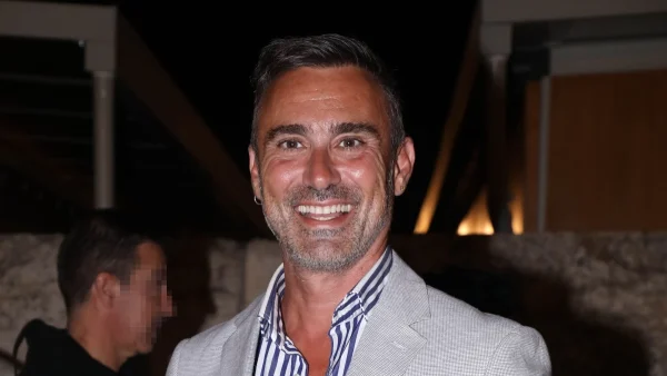 «Τα ανθρώπινα δικαιώματα τα δίνεις ή...» - Το σχόλιο του Γιώργου Καπουτζίδη σχετικά με το νομοσχέδιο για το γάμο των ομόφυλων ζευγαριών