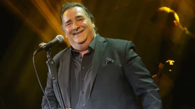 Βασίλης Καρράς: Οι ανατριχιαστικοί διάλογοι που είχε με τον Νίκο Κοκλώνη πριν πεθάνει - «Θα τα καταφέρω, ο Θεός είναι μεγάλος»