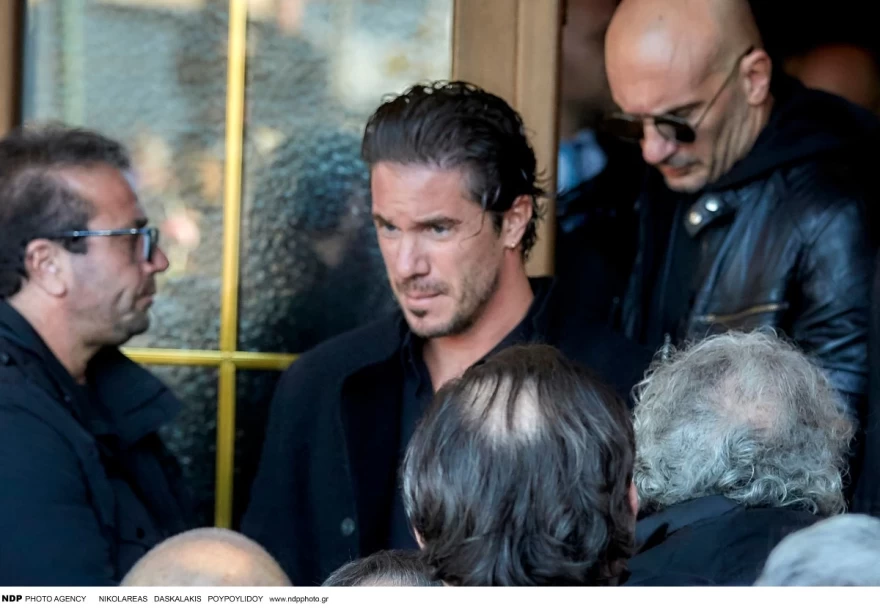 Νίκος Οικονομόπουλος