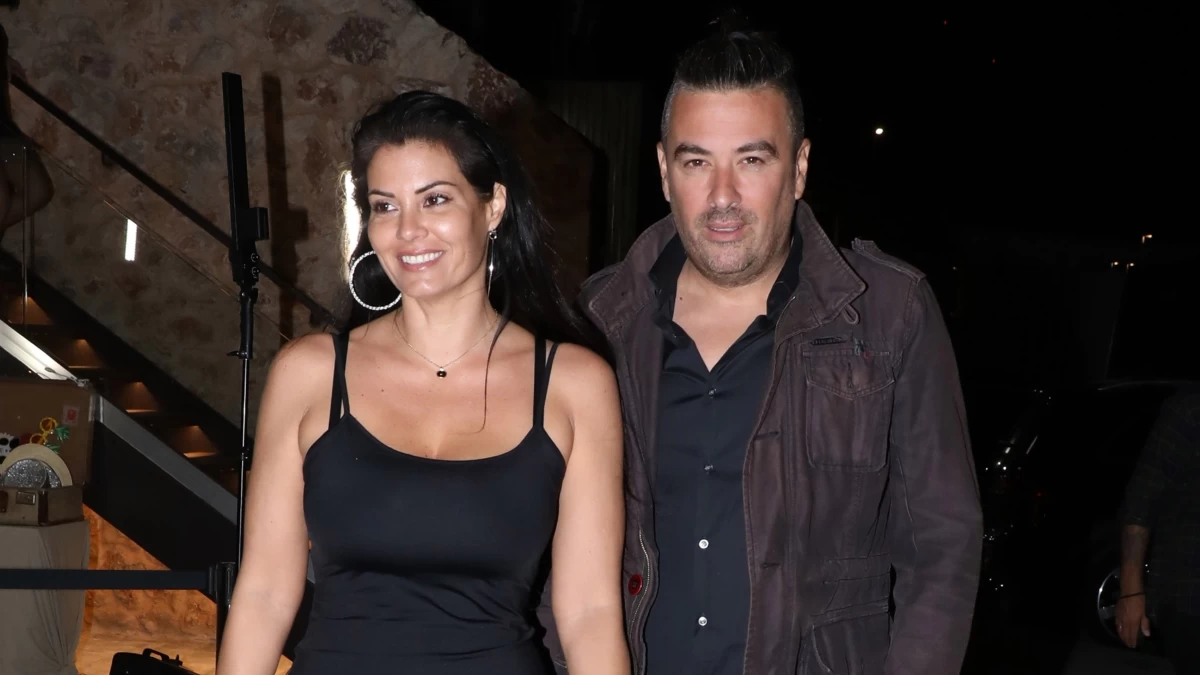 Γιάννης Αϊβάζης: «Μόνο με εσένα...» - Στιγμές ευτυχίας με τη Μαρία Κορινθίου