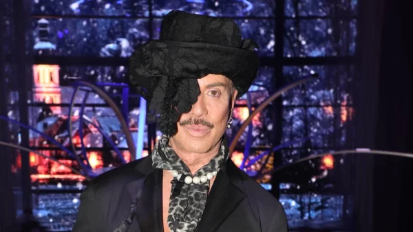 Λάκης Γαβαλάς: «Αλλάζω κάθε τόσο τη διαθήκη μου...» - Η συγκλονιστική εξομολόγηση για την προσωπική του ζωή