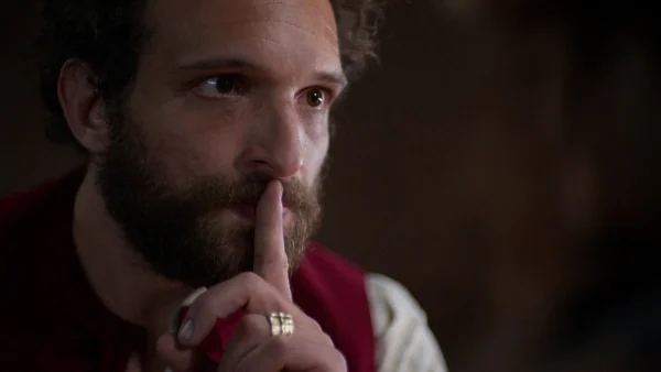 Η Μάγισσα: «Σε βλέπω συνέχεια με τη Θεοφανώ, μήπως πρέπει να μάθω κάτι;» - "Μυρίζει" έρωτας στα νέα επεισόδια