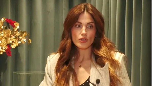 «Δεν θα έβριζα το παιδί κανενός, ποτέ των ποτών! Δεν θυμάμαι καθόλου η στενοχώρια της να...» - Η νέα απάντηση της Μαίρης Συνατσάκη στη Ζήνα Κουτσελίνη