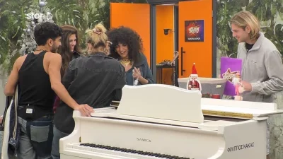 Fame Story: «Να προσέχετε τον κ@λο σας και...» - Αμηχανία με το τηλεφώνημα του Mente Fuerte στη Μαρία Σολωμού