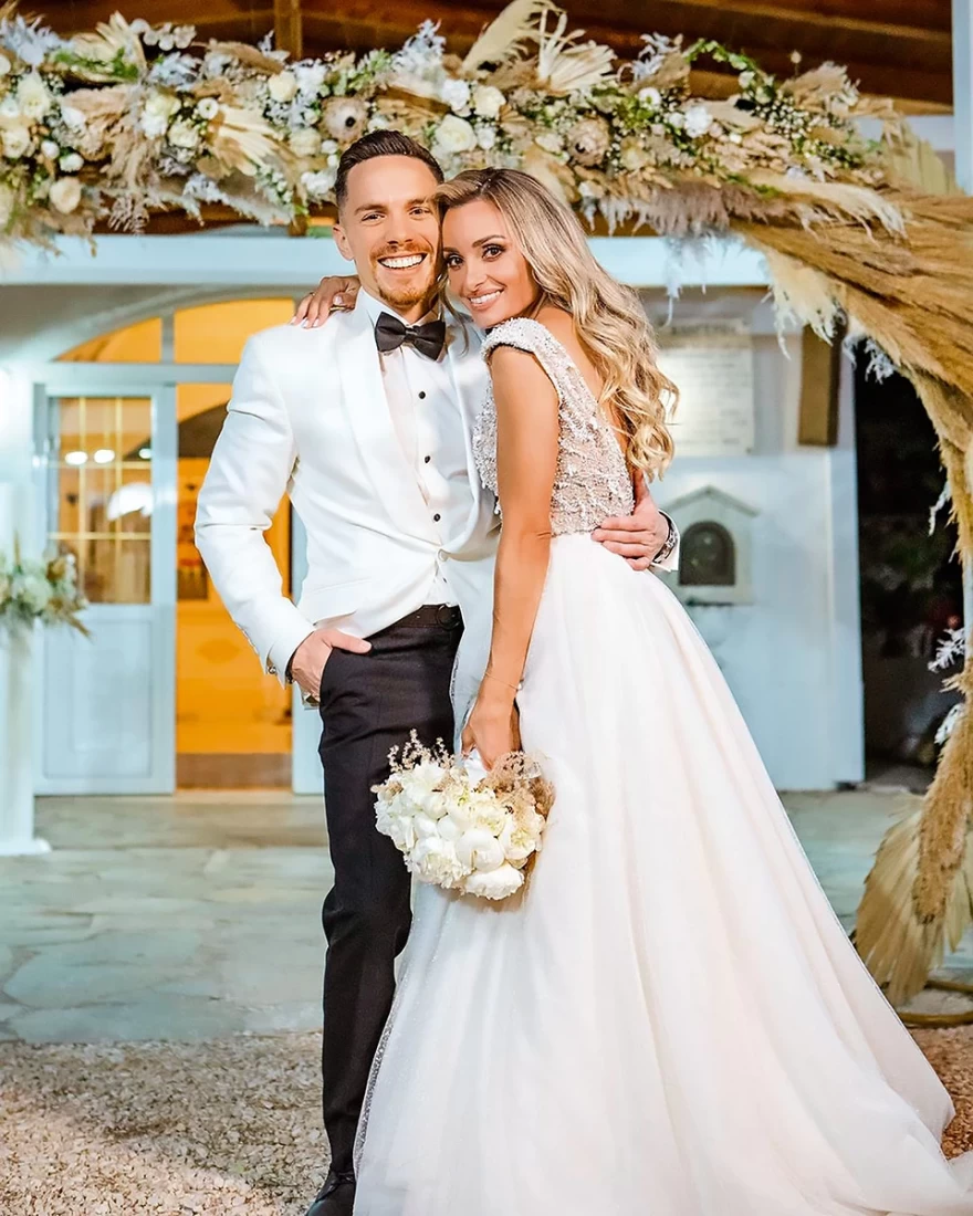 γάμος πετρούνιας