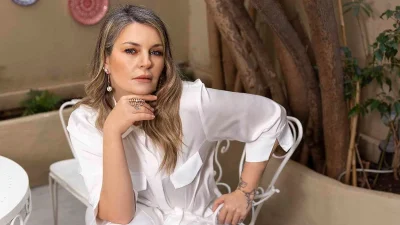 H Ελισάβετ Μουτάφη στο YOU: Το Προξενιό της Ιουλίας, οι εκπλήξεις του συζύγου της και οι αυστηρές κριτικές