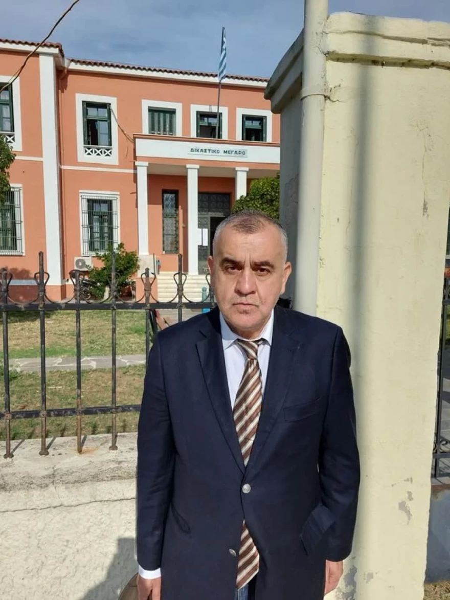 Βασίλης Νουλέζας