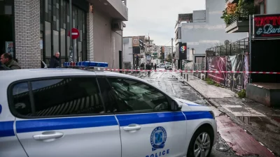 Σκηνές τρόμου στο Γκάζι: Πυροβολισμοί έξω από κλαμπ - Τρεις τραυματίες, ο ένας μετά από χτύπημα στο κεφάλι