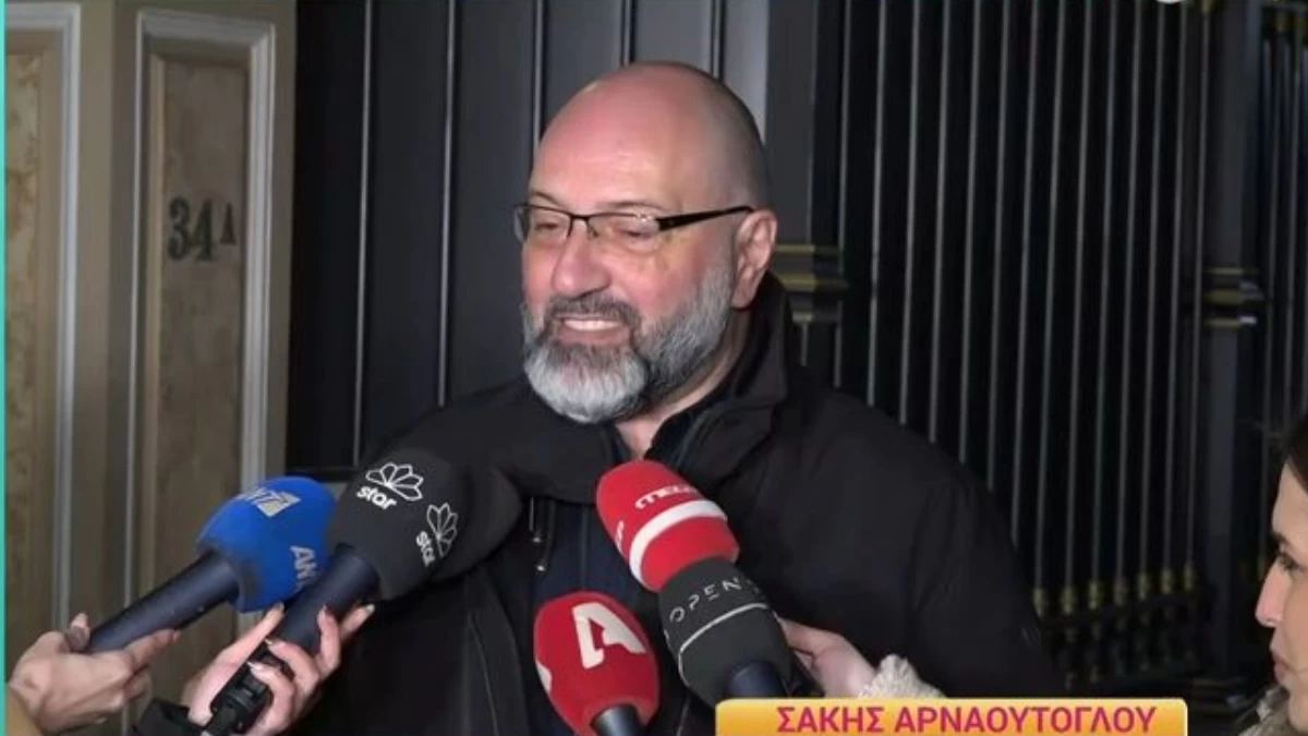 «Στάθηκε δίπλα μου μέχρι την τελευταία στιγμή! Του χρωστάω τα πάντα» - Συγκινητικές αποκαλύψεις από τον Σάκη Αρναούτογλου για τις σχέσεις με τον αδερφό του, Γρηγόρη