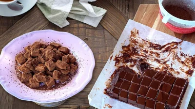 Χρειάζεσαι μόνο 5 υλικά: Τα πιο γρήγορα και εύκολα χριστουγεννιάτικα σοκολατάκια