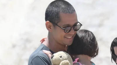 ''Λιώνει'' ο Σωτήρης Κοντιζάς για την κόρη του, Ιζούμι - Δε θα πιστέψετε που τη βρήκε να κοιμάται