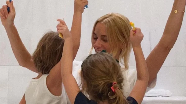 Έχει δωμάτιο μόνο για τα ρούχα της, σαλόνι "παιδότοπο" και τεράστιο κήπο - Φωτογραφίες από το σπίτι της Δούκισσας Νομικού & του Θεοδωρίδη στην Κηφισιά