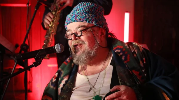 «Πίναμε από το ίδιο ποτήρι, κοιμηθήκαμε στα ίδια στρώματα...» - Το ξεκαθάρισμα του Σταμάτη Κραουνάκη στην Άλκηστις Πρωτοψάλτη για τη φράση "κουλή δεξιά"