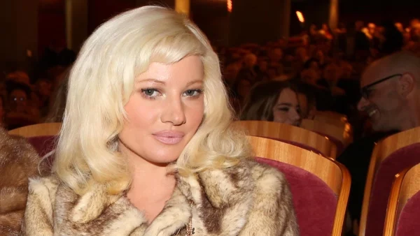 Τζούλια Αλεξανδράτου: «Θα έκανα παιδί με γκέι! Δεν ξέρεις ο άλλος πόσο στρέιτ θα σου βγει»