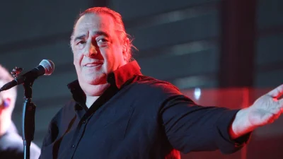 Βασίλης Καρράς: Πάντρεψε την κόρη του το 2019 - Φωτογραφία με την σύζυγό του, Χριστίνα, στο γάμο της