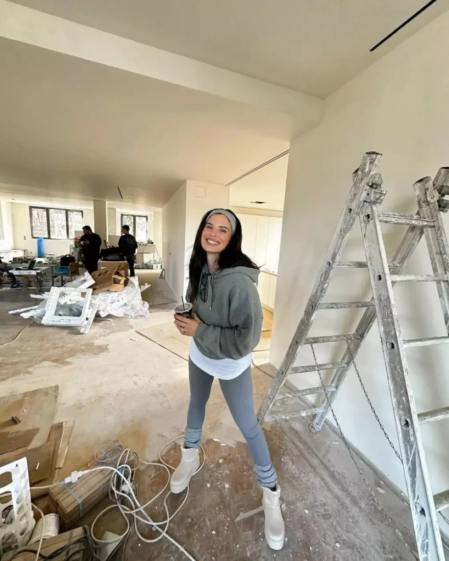 ΧΡΙΣΤΙΝΑ ΜΠΟΜΠΑ