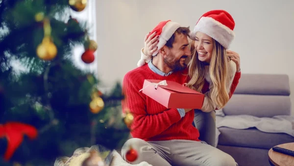 Τύχη, έρωτας, λεφτά: Τα 4 ζώδια που θα περάσουν εκπληκτικά Χριστούγεννα