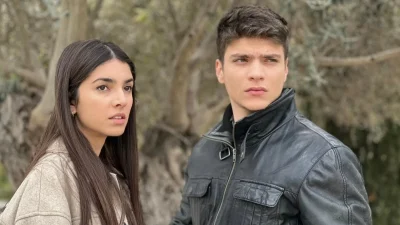 H γη της ελιάς: Μια σφαίρα τον βρίσκει στο λαιμό και η άλλη στο στήθος - Αυτό είναι το τραγικό τέλος του Φίλιππου