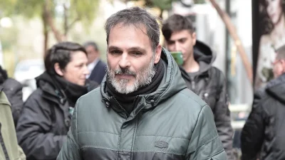 ''Άδειασμα'' στον Σταμάτη Γαρδέλη: «Δε με νοιάζει αν πήγε στο Άγιο Όρος!  Είχε μιλήσει για παράσταση και ξαφνικά εξαφανίστηκε»