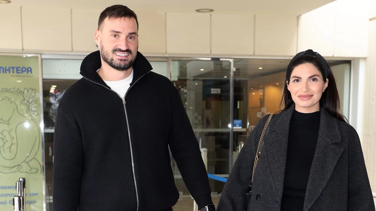 Σοφία Αλατζά: Αδημοσίευτη φωτογραφία λίγο μετά τον τοκετό της - Η τρυφερή στιγμή που αγκαλιάζει τη νεογέννητη κόρη της