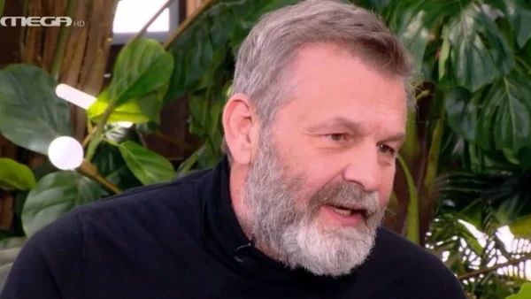 Απόστολος Γκλέτσος: «Το παιδί μου είναι λίγο χαζό... σαν και μένα» - Άφωνη η Μενεγάκη με τη δήλωση για την 22χρονη κόρη του