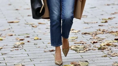 Denim(ania): 5 μοδάτα τζιν του 2024 μέχρι 19,99 ευρώ που πρέπει να αγοράσεις στις εκπτώσεις