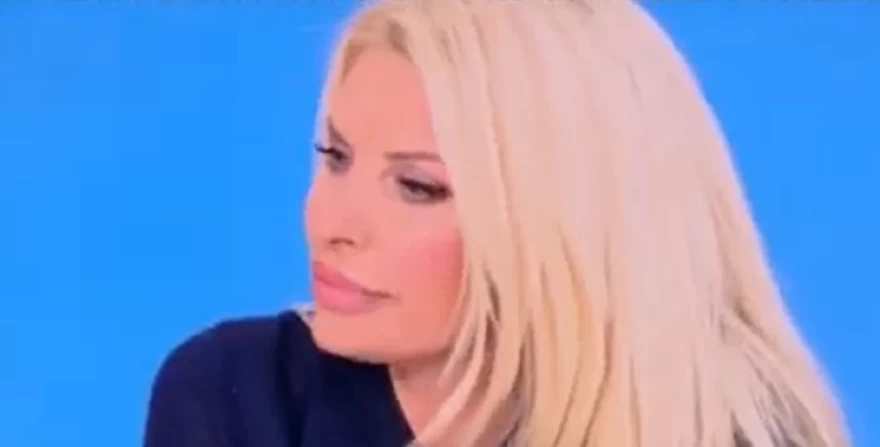 Ελένη Μενεγάκη παρένθετη μητέρα