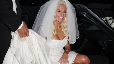 Φαίη Σκορδά: Σπάνιες φωτογραφίες με τον πατέρα της, Δημήτρη Σκορδά - Η στιγμή που τη συνόδεψε νυφούλα στον γάμο της