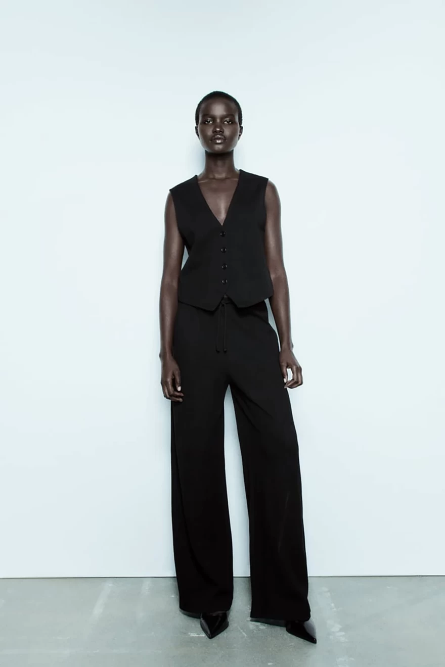 μαύρο γιλέκο