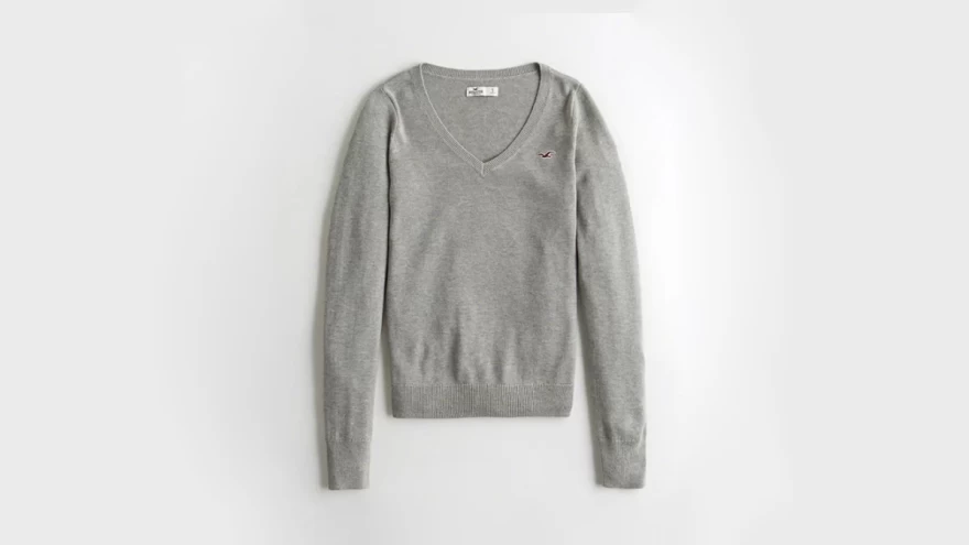 γκρι πουλόβερ