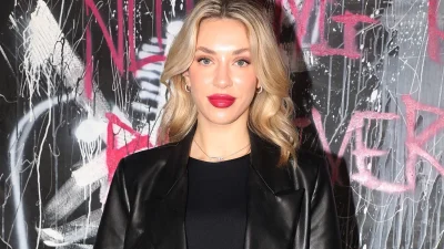 Γαρυφαλλιά Καληφώνη: «Θα βλέπουμε τα ίδια ηλιοβασιλέματα...» - Οι τρυφερές φωτογραφίες με τον Χρήστο Μάστορα