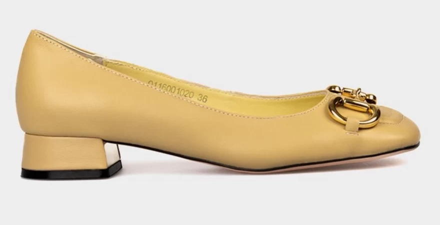 κίτρινες γόβες