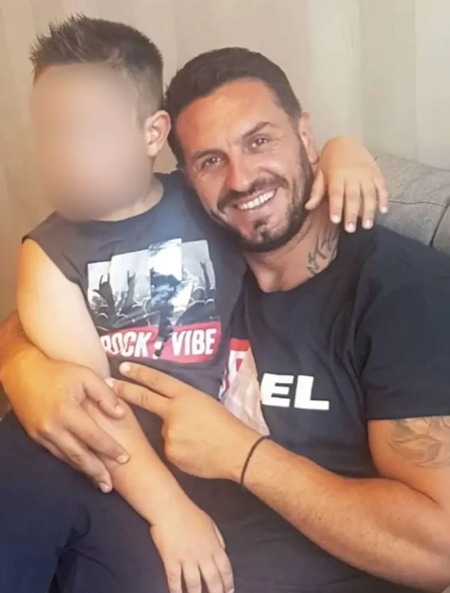 Survivor Σωτήρης Λαμάι παιδί