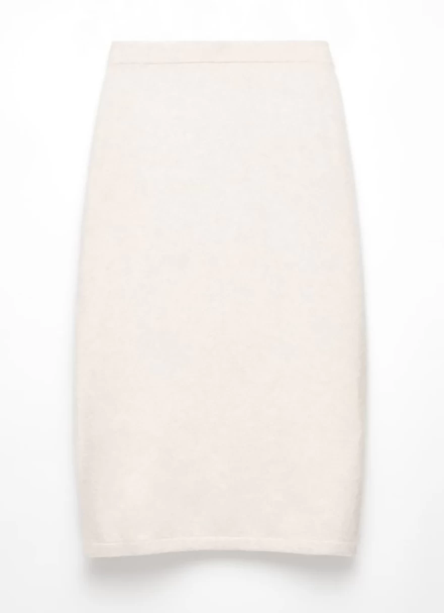 λευκή πλεκτή φούστα