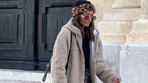 Αυτά είναι τα παντελόνια που θα (ξανα)δούμε παντού τους επόμενους μήνες