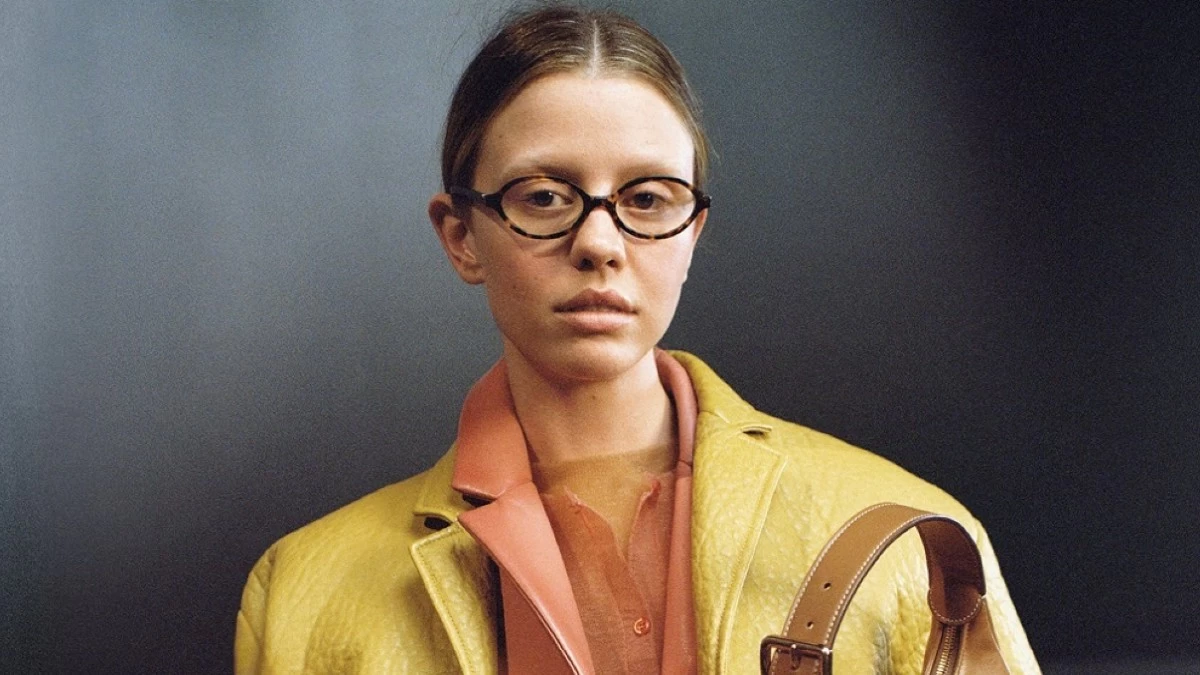 Librariancore: Ποια είναι η νέα τάση που "σαρώνει" το street style;