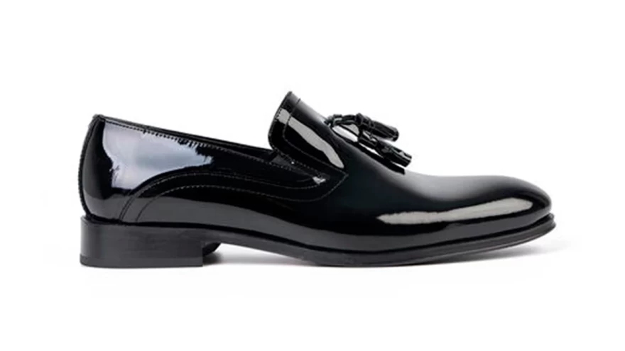 μαύρα λουστρίνι