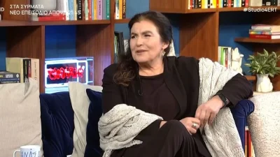 Λυδία Κονιόρδου: «Μπήκε στο κεφάλι μου ότι πρέπει συνέχεια να κάνω δίαιτα...» - Η εξομολόγησή της για τα πρότυπα ομορφιάς και τον Κάρολο Κουν