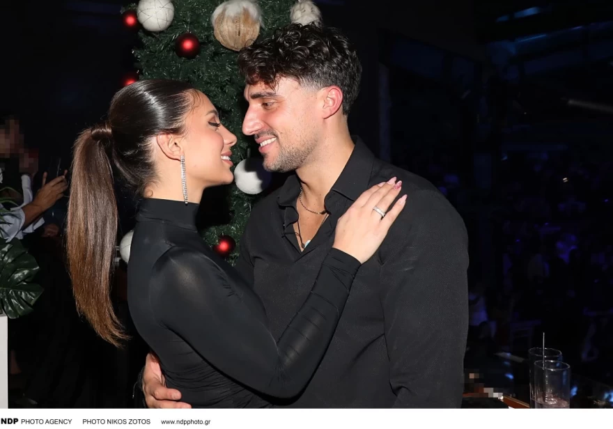 Ο Σάκης Κατσούλης με την σύντροφό του Μαριαλένα Ρουμελιώτη