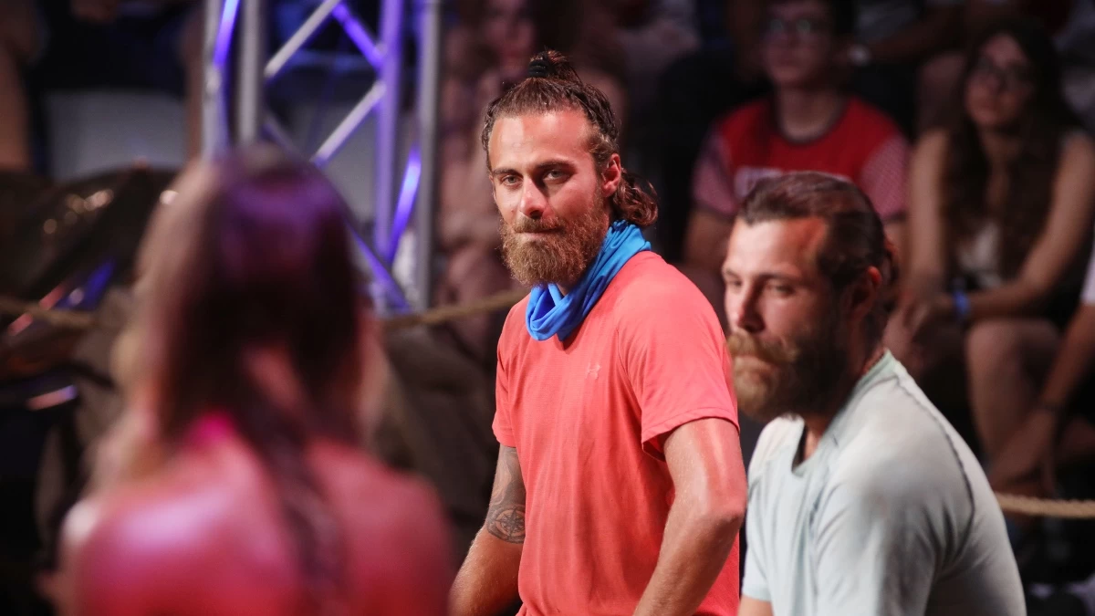 Μάριος Πρίαμος: Καταγγέλλει φαγητό και κινητά στο Survivor - «Θέλω να μπω να τους αλλάξω τα φώτα»