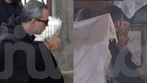 Στέλιος Ρόκκος: «Γιατί γιε μου; Γιατί Κώστα μου, μου πήρες τον Νίκο μου;» - Υποβασταζόμενη η μητέρα του στην κηδεία του αδερφού του! Ανατριχιάζουν οι φωνές της πάνω στο φέρετρο