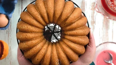 Για να μην γίνει σκληρό σαν πέτρα και να μην "καθίσει" στο φούρνο - Τα 6+1 μυστικά για τέλειο αφράτο κεικ