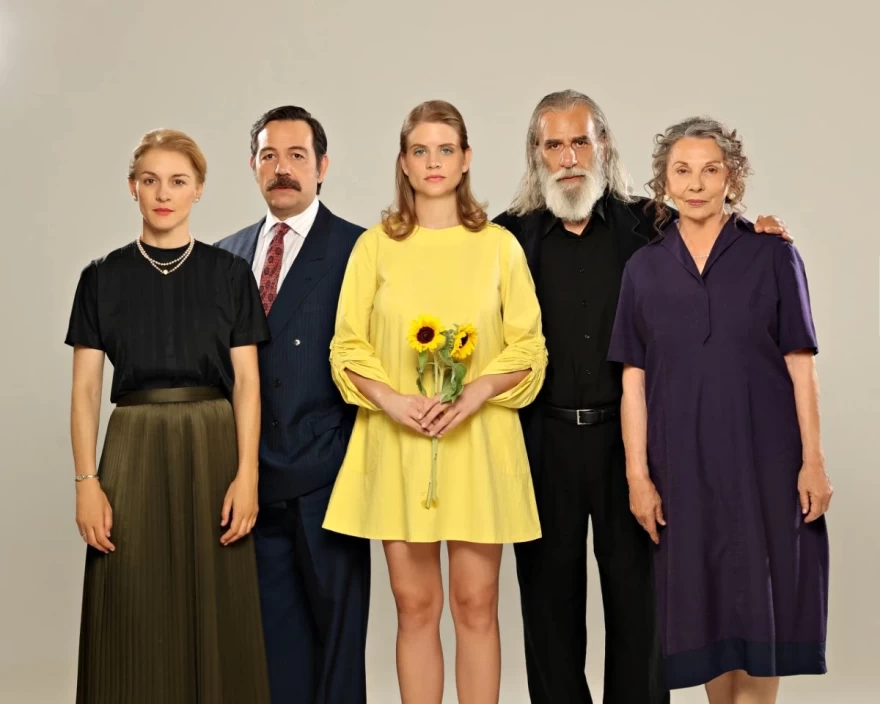 Η παραλία νέα επεισόδια