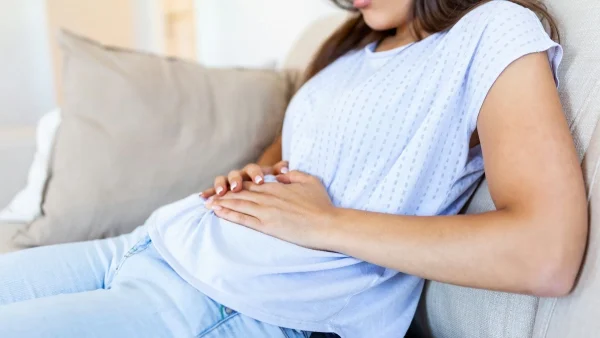 Πολυκυστικές ωοθήκες: Ποιά είναι τα συμπτώματα & πως αντιμετωπίζονται;