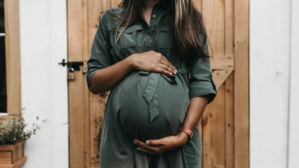 Διατροφή & κύηση: Τι είναι καλό να τρώει & τι να αποφεύγει μια έγκυος;