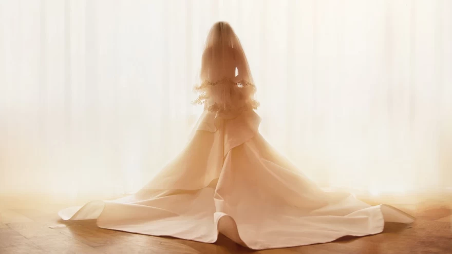 μακρύ νυφικό