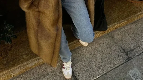 Θα φορέσεις skinny τζιν μέσα στο 2024; Αυτοί είναι οι 4 συνδυασμοί για να είσαι στη μόδα